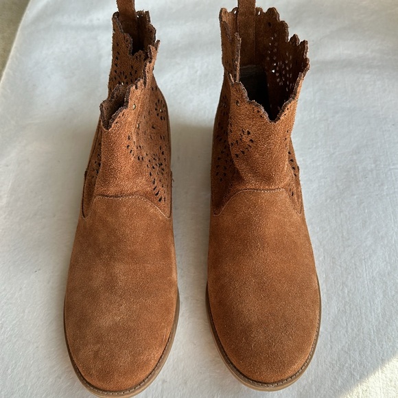 MIA Suede Ankle Boots - Picture 2 of 11